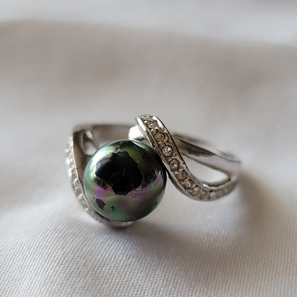 Faux Black Pearl Ring Silver Tone